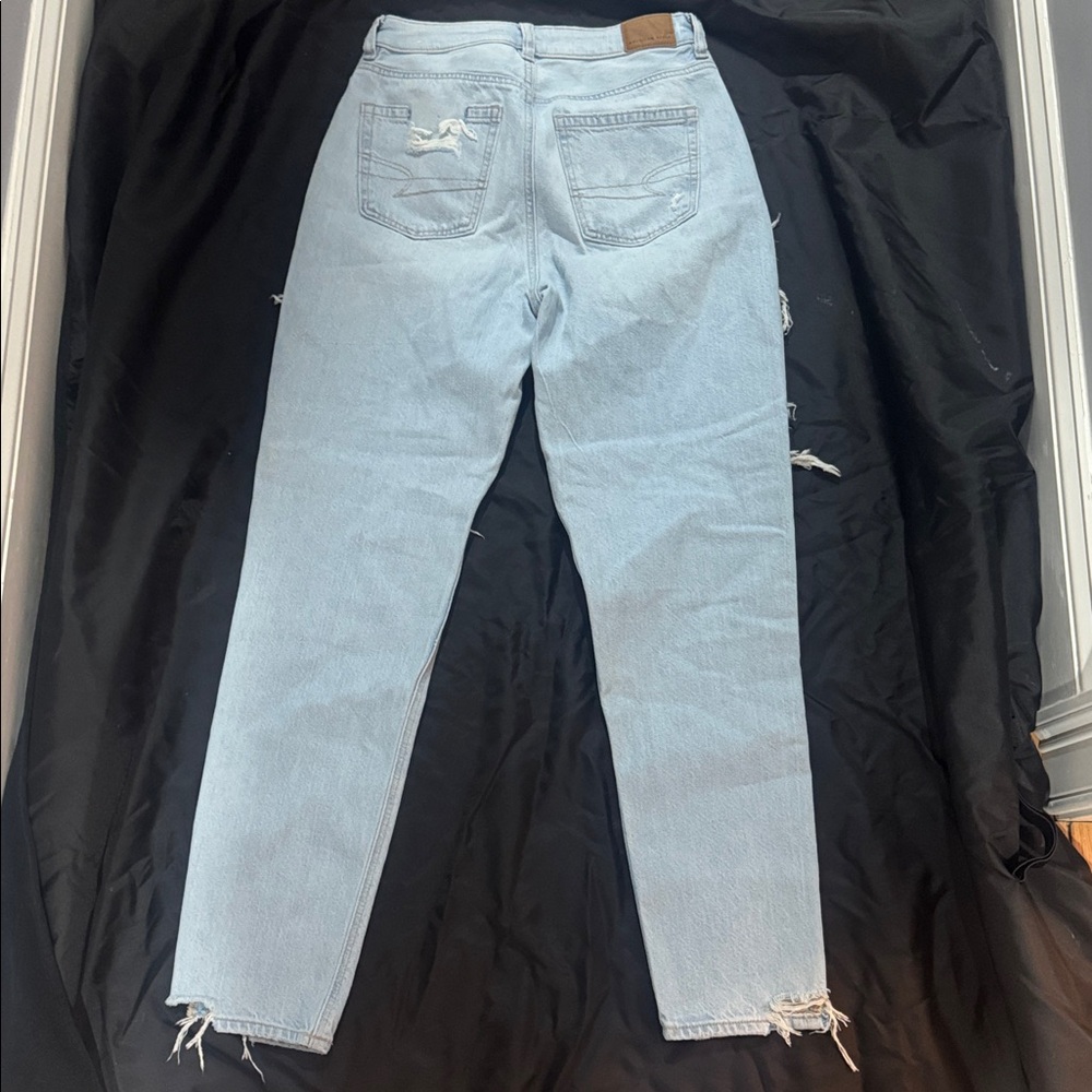 American Eagle Outfitters Light Blue Ripped Boyfriend Jeans - Picture 2 of 3